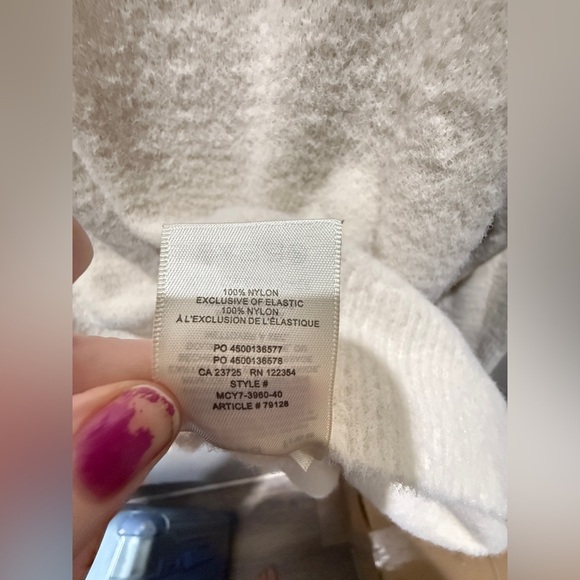 Aritzia Wilfred Free Hush Knit Turtleneck Sweater - Picture 5 of 6